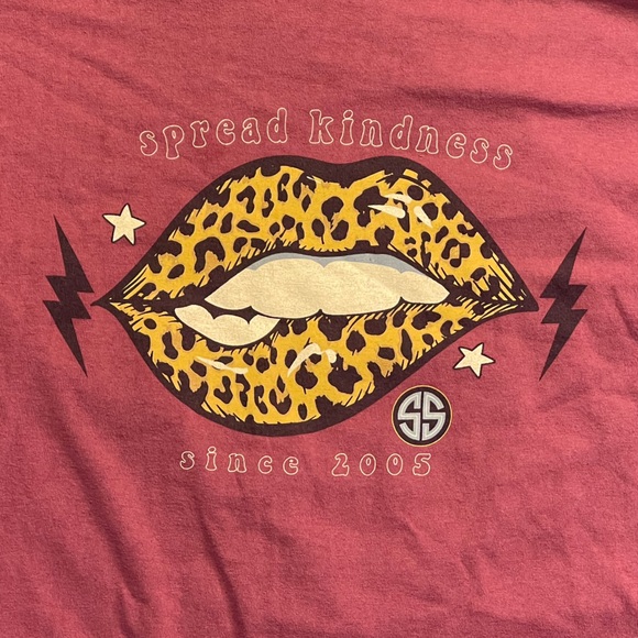 Simply Southern Spread Kindness Gimme Some Sugar Leopard Lips Long Sleeve Large - Picture 2 of 6